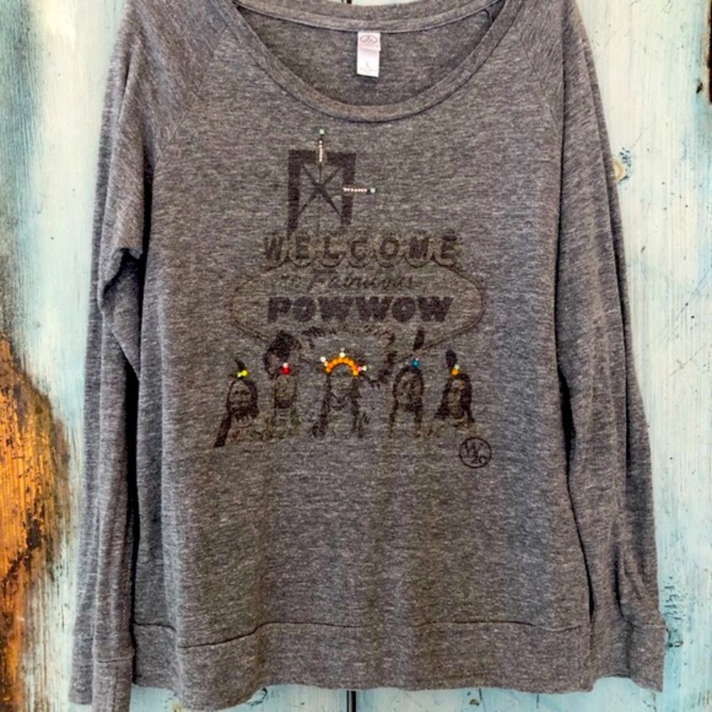 “A Powwow Welcome” Native American gray t-shirt embellished with rhinestones - Picture 3 of 15
